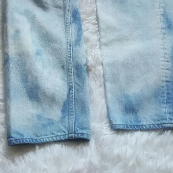 Levi’s 701 Jeans Vintage Y2K USA Student Button Fly Bleach Washed 29x32 Mom